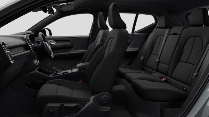 Volvo EX40 185kW Extended Range Core 82kWh 5dr Auto Electric Estate - Image 5